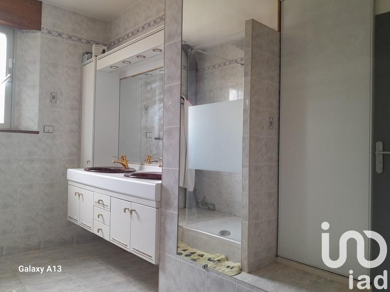 Maison - 203 m² - 5 pièces