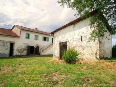 Maison - 220 m² - 10 pièces