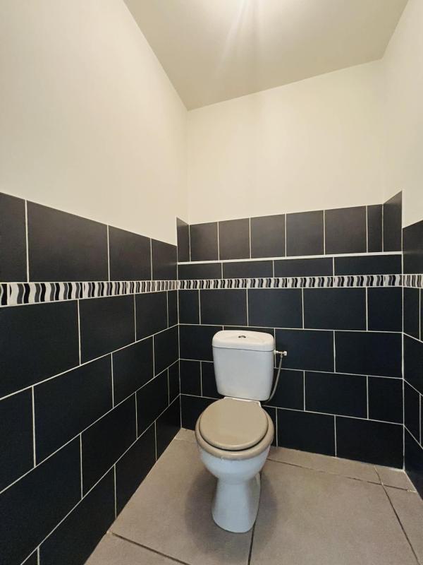 Maison - 96 m² - 4 pièces