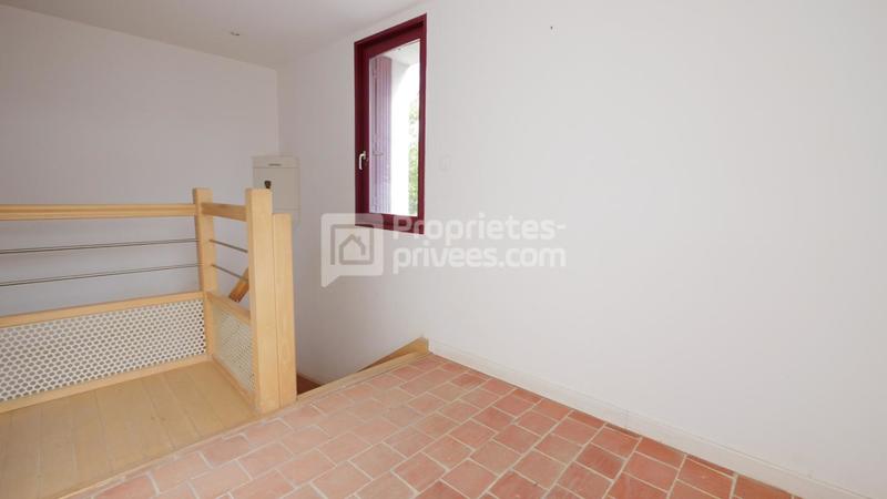 Appartement - 134 m² - 2 pièces