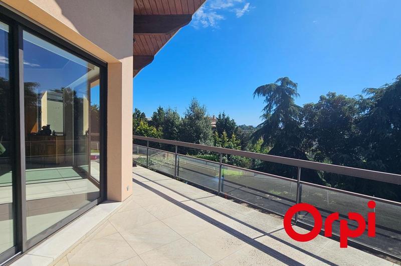 Villa - 210 m² - 5 pièces