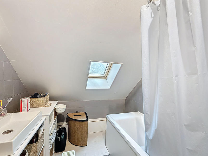 Maison - 100 m² - 6 pièces