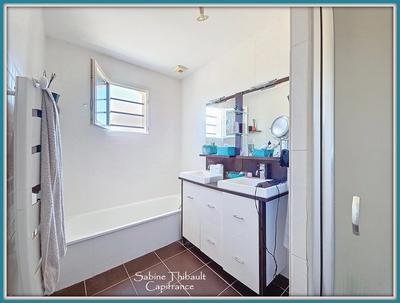 Maison - 144 m² - 6 pièces