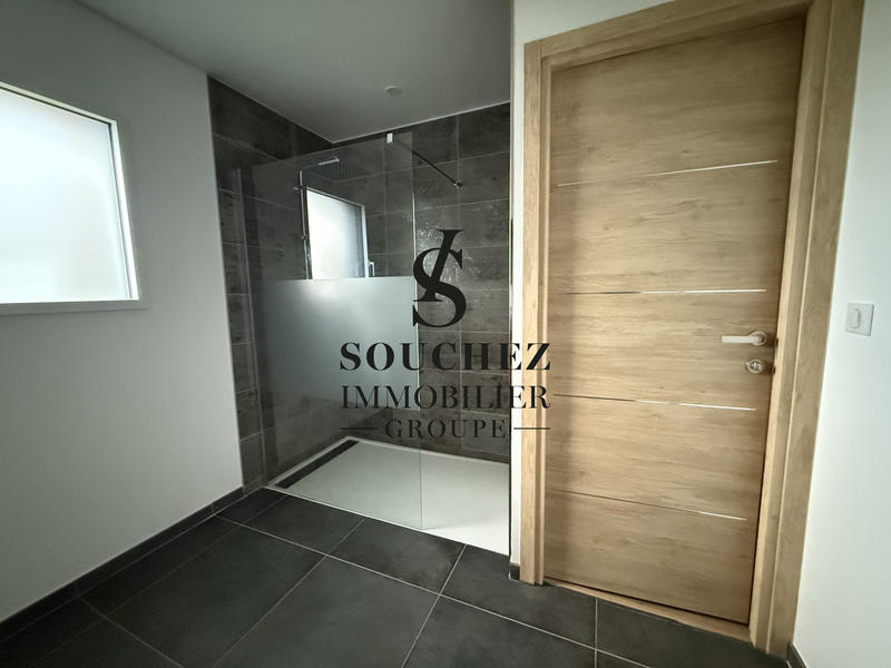 Maison - 185 m² - 7 pièces