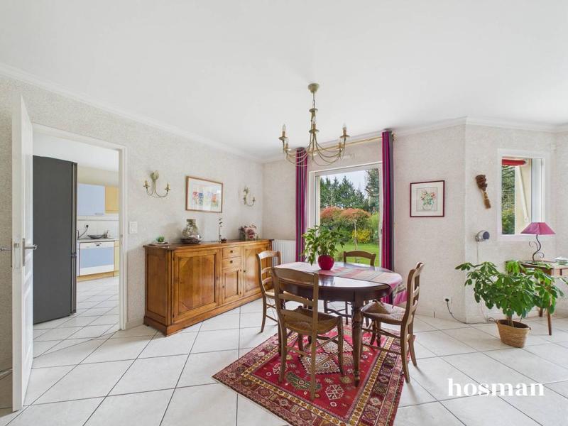 Maison - 174 m² - 7 pièces