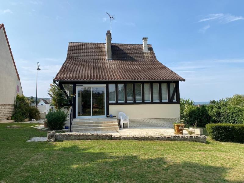 Maison traditionnelle - 106 m² - 4 pièces