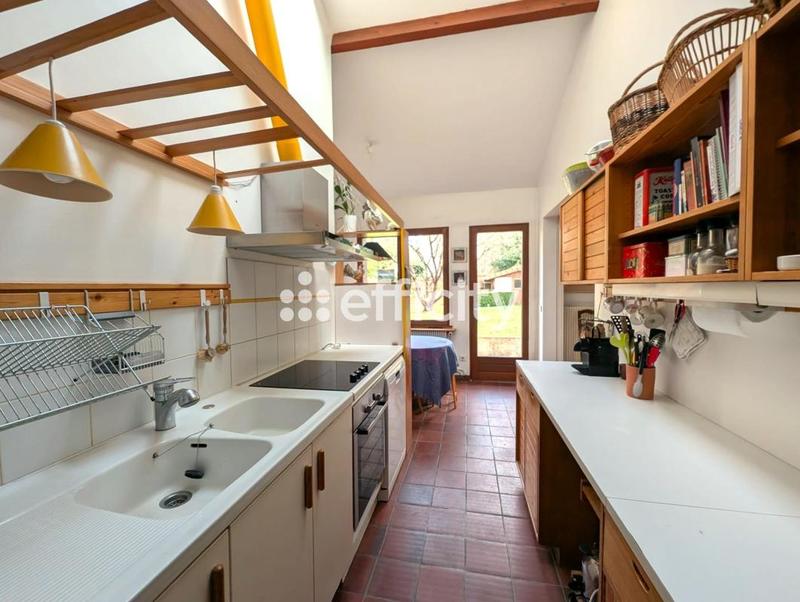 Maison - 175 m² - 7 pièces