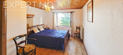 Maison - 99 m² - 5 pièces