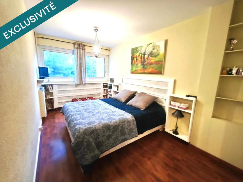 Appartement - 85 m² - 5 pièces