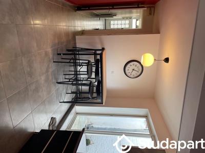 Chambre - 13 m² - 1 pièce