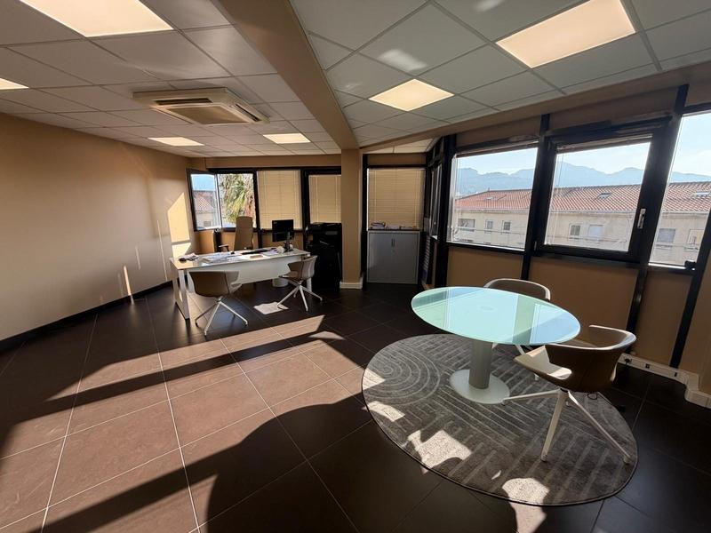 Local d'activités - 35 m² - 1 pièce