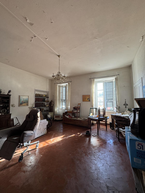 Appartement - 124 m² - 5 pièces