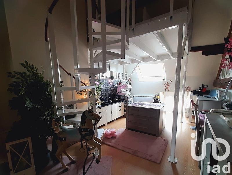 Maison - 198 m² - 5 pièces