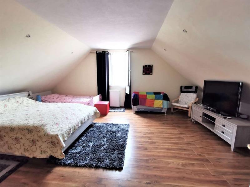 Maison - 191 m² - 7 pièces