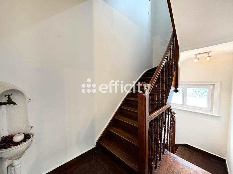 Maison - 112 m² - 6 pièces