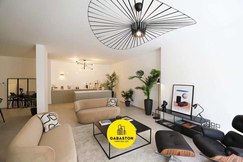 Appartement - 132 m² - 4 pièces