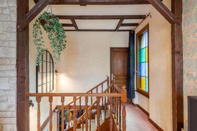 Maison - 102 m² - 6 pièces