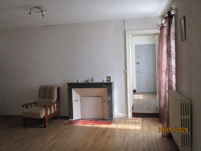 Maison - 262 m² - 9 pièces