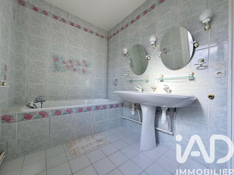 Maison de village - 139 m² - 5 pièces