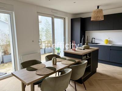 Maison - 126 m² - 5 pièces