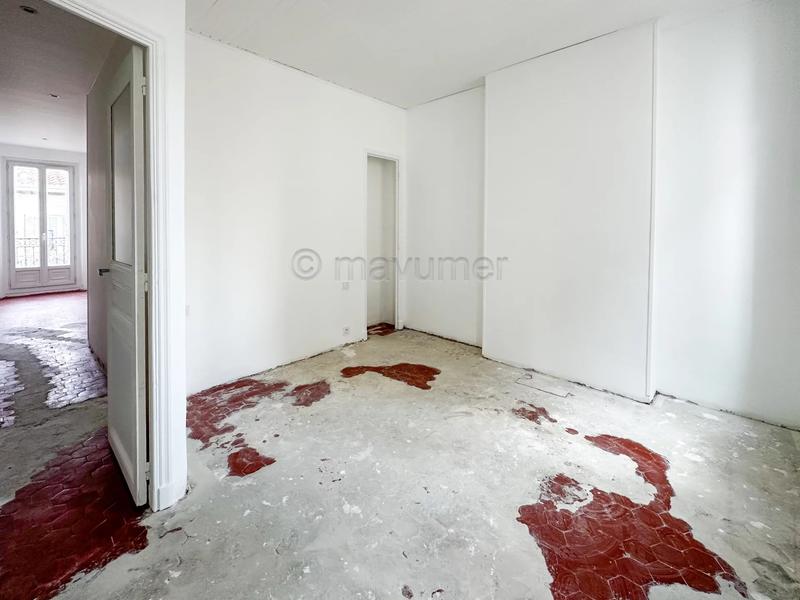 Duplex - 90 m² - 5 pièces