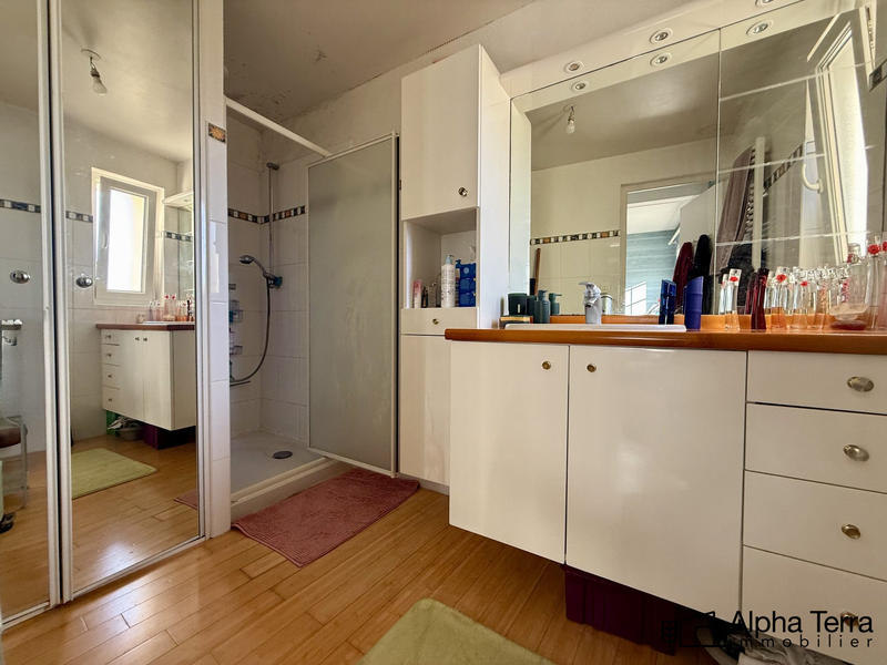 Maison ancienne - 258 m² - 9 pièces