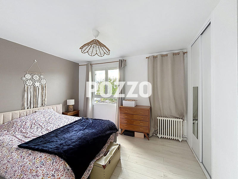 Maison - 91 m² - 5 pièces