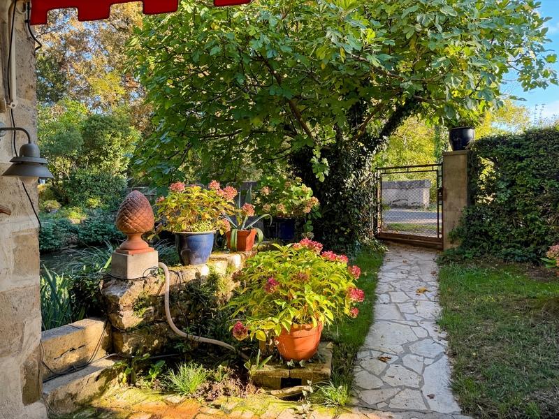 Moulin - 120 m² - 5 pièces