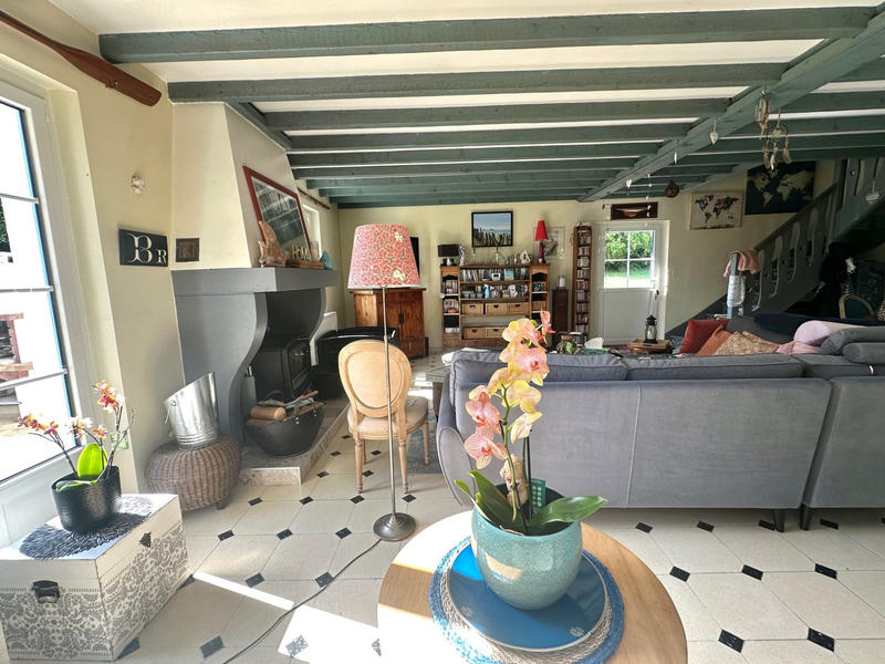 Maison - 180 m² - 9 pièces