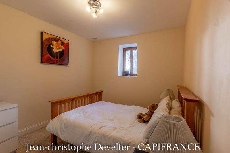 Propriété - 270 m² - 8 pièces