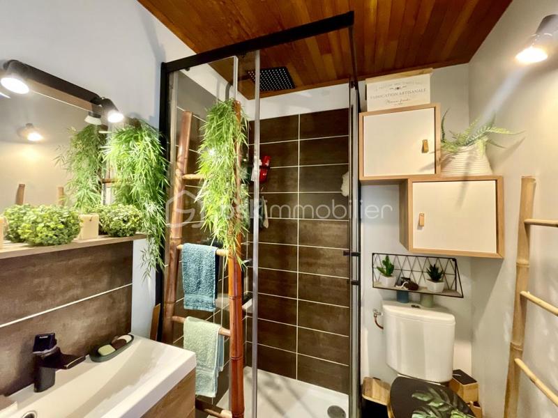 Maison - 278 m² - 10 pièces