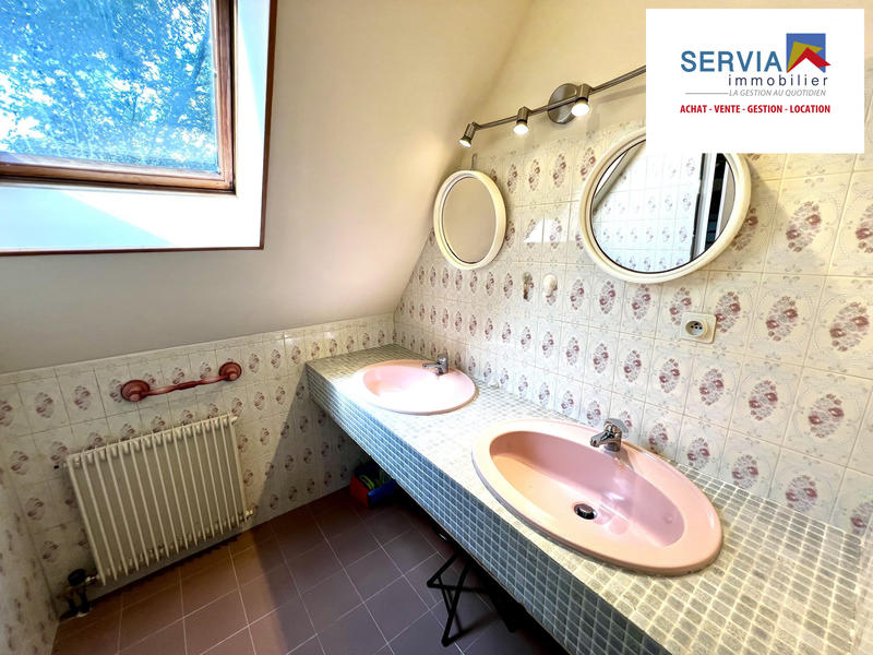 Maison ancienne - 151 m² - 8 pièces