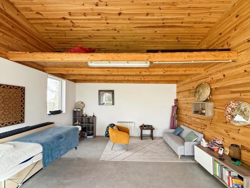 Demeure - 162 m² - 6 pièces