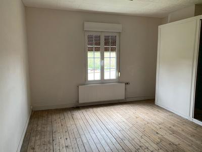 Maison - 96 m² - 4 pièces