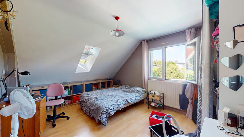 Maison - 130 m² - 6 pièces