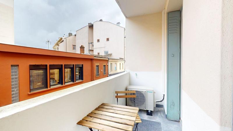 Appartement - 76 m² - 5 pièces