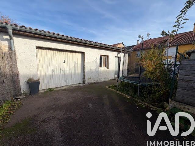 Maison - 254 m² - 7 pièces