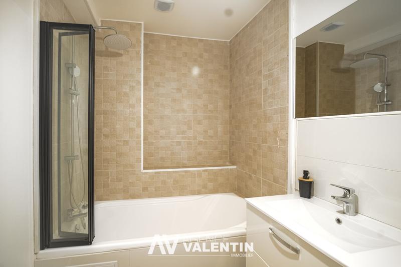 Appartement - 108 m² - 5 pièces