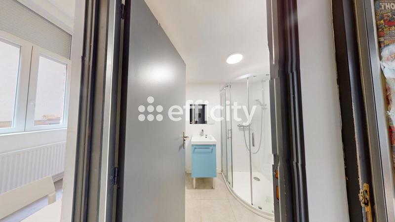 Immeuble - 650 m² - 9 pièces