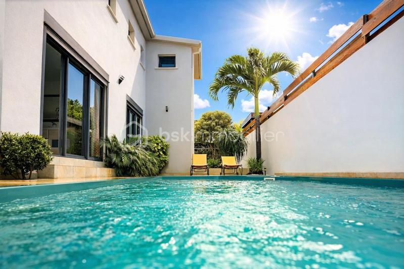 Maison - 176 m² - 5 pièces