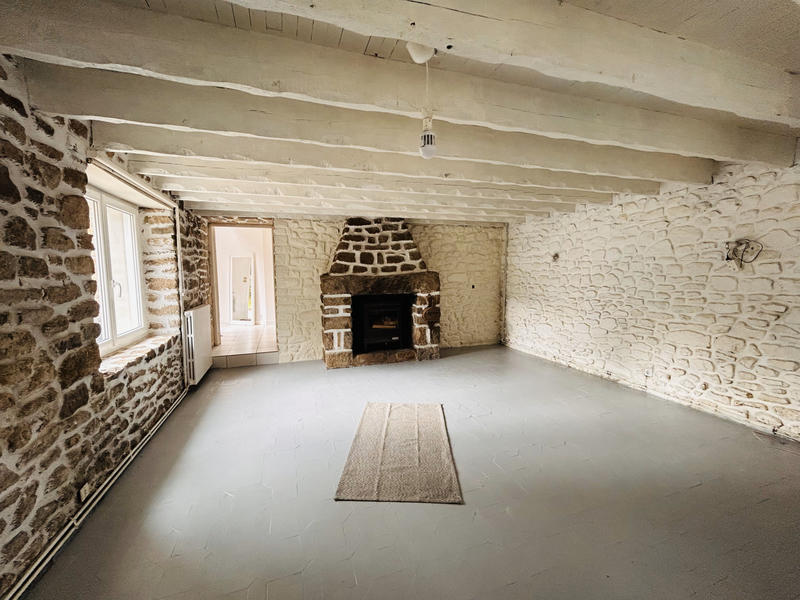 Propriété - 231 m² - 9 pièces