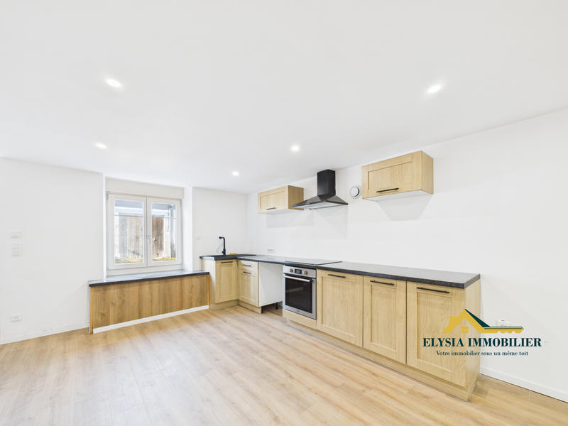 Maison - 127 m² - 6 pièces