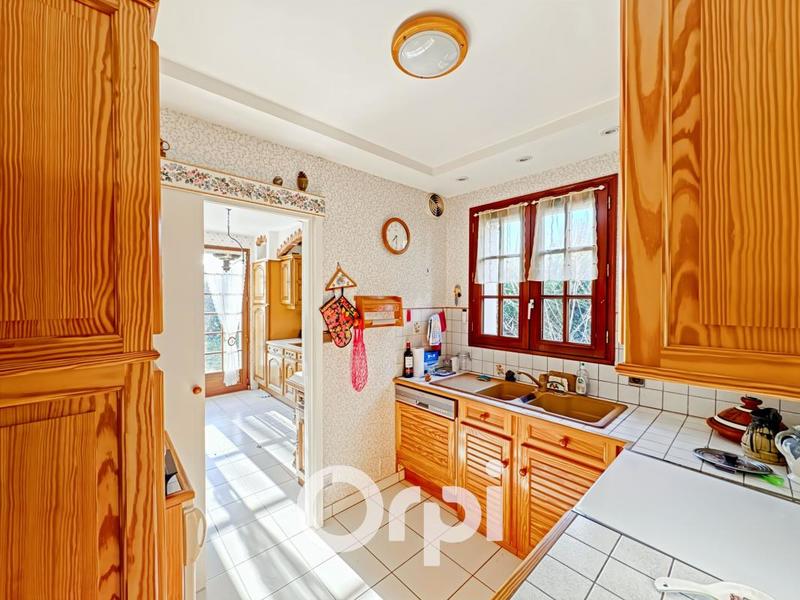 Maison - 111 m² - 5 pièces