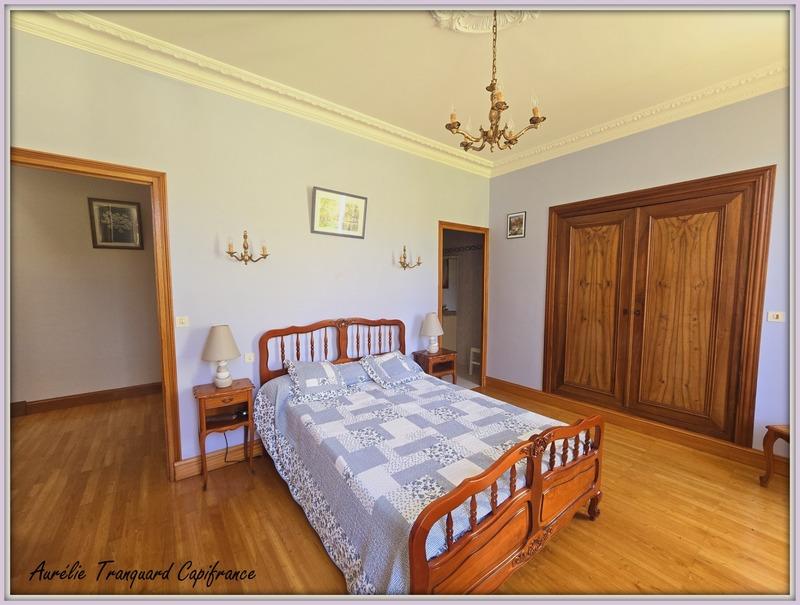 Maison bourgeoise - 183 m² - 6 pièces