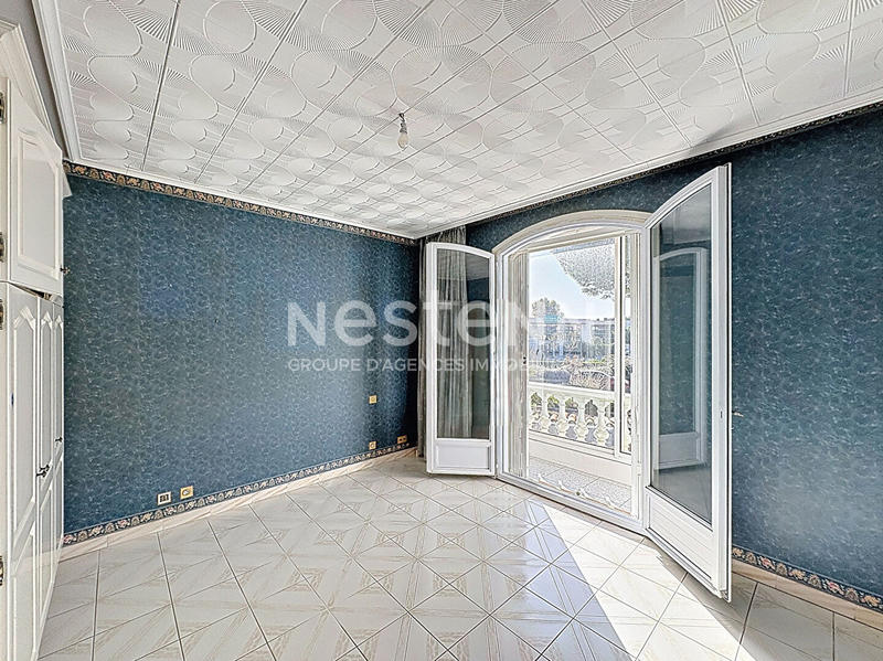 Villa - 398 m² - 11 pièces