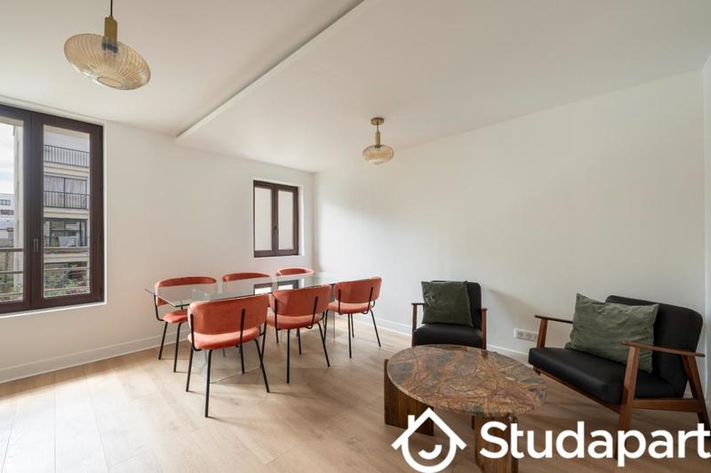 Chambre - 15 m² - 1 pièce