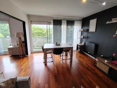 Appartement - 94 m² - 4 pièces