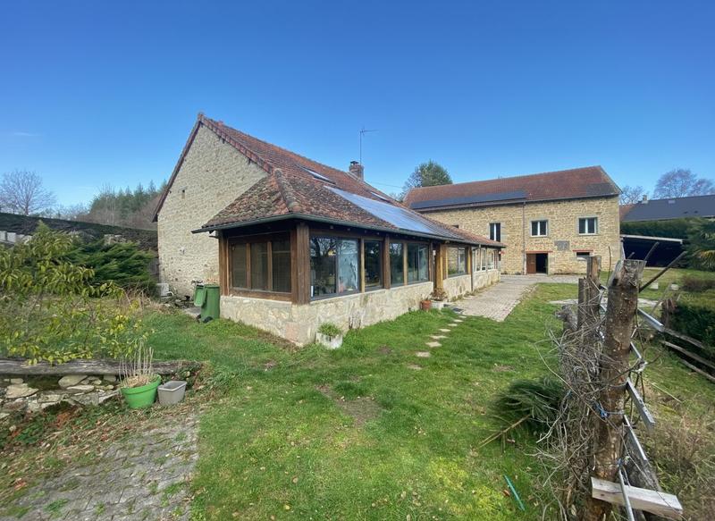 Maison - 162 m² - 8 pièces