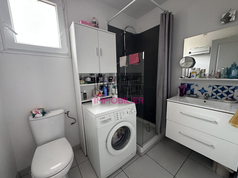 Maison - 234 m² - 9 pièces