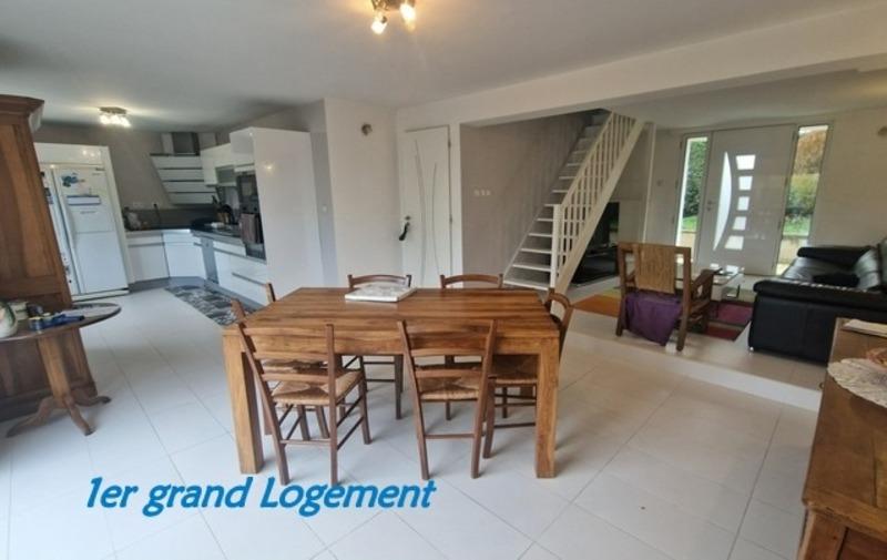 Maison de ville - 200 m² - 9 pièces